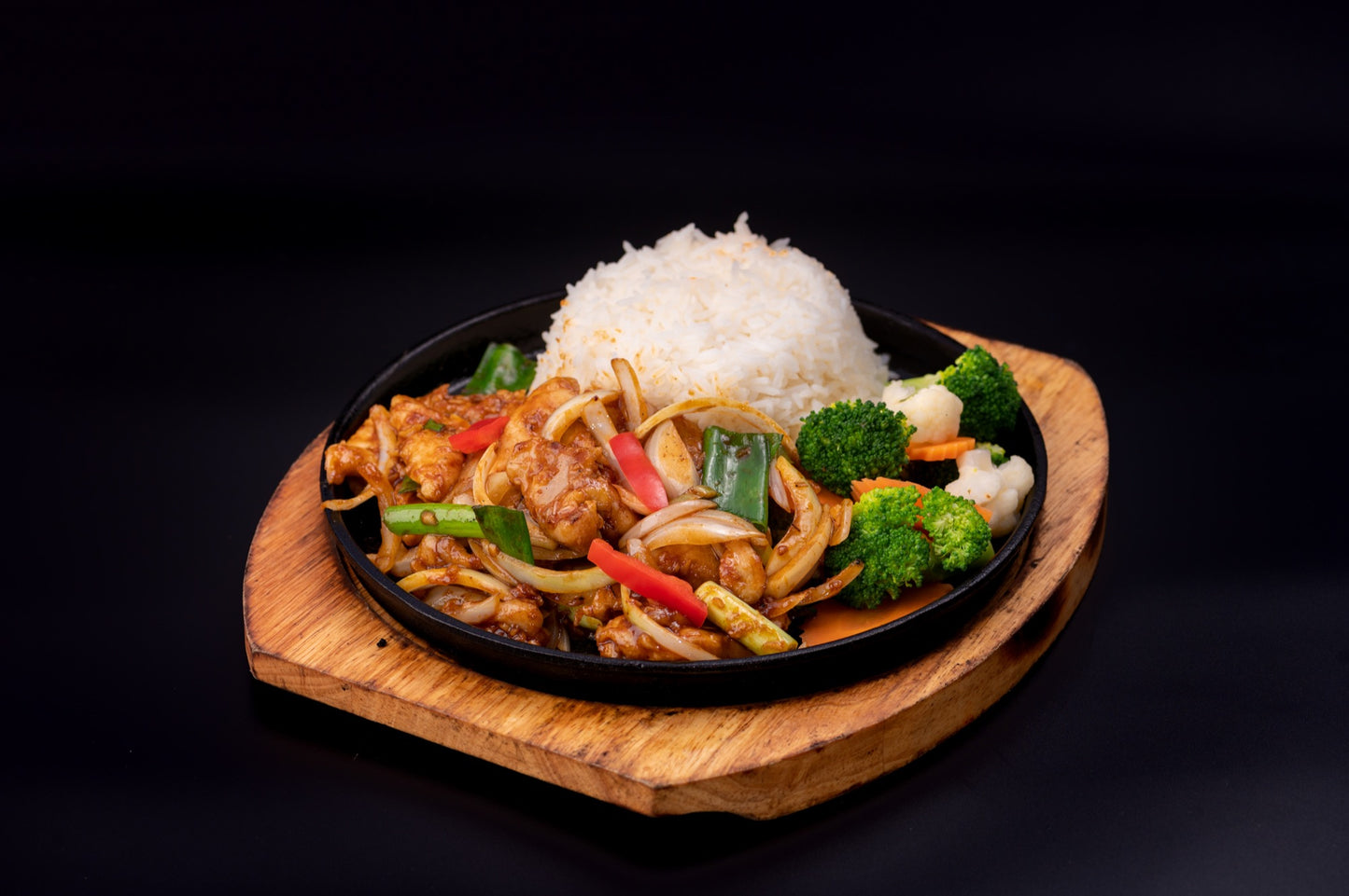 HP4 - SPICY LEMONGRASS CHICKEN ON RICE - Love Asia Restaurant & Bar