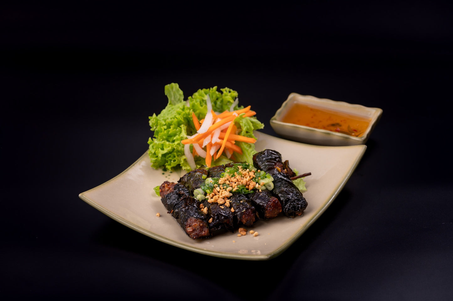 SK2 - GRILLED BEEF BETEL LEAF (3PCS) - Love Asia Restaurant & Bar
