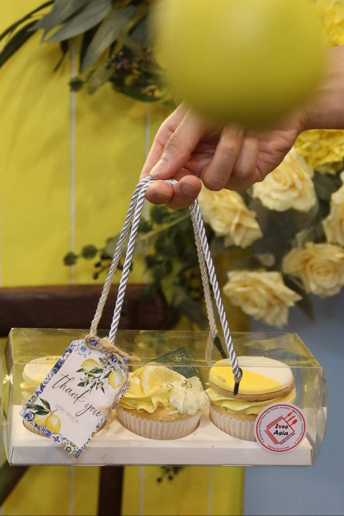 Mother's Day Cake Box (Pre-order Only) - Pick up between 4th to 10th of May