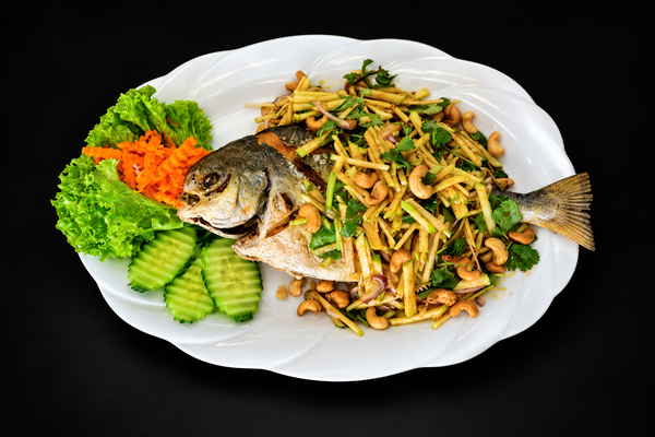 M29. PAMPANO FISH WITH APPLE SALAD