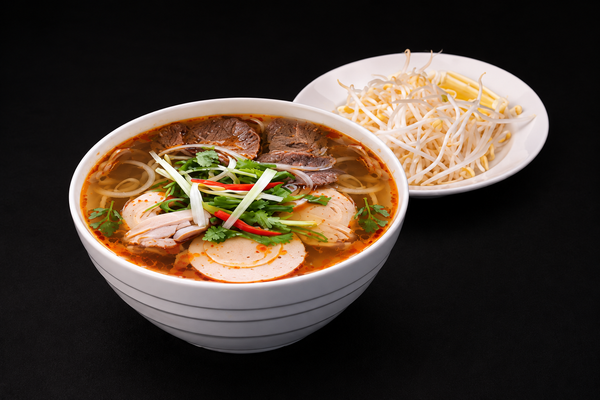 NS11. VIETNAMESE SPICY NOODLE SOUP