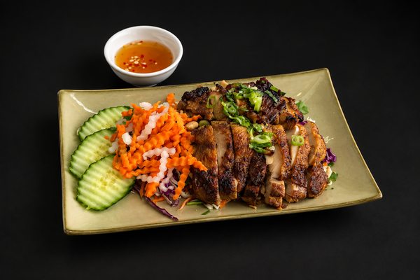 M4. GRILLED LEMONGRASS CHICKEN